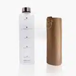 Botella de vidrio con funda de piel