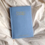 Vive una vida feliz con nuestro diario de gratitud y manifestación tiempo conmigo