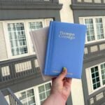 diario de gratitud y manifestación en dos colores