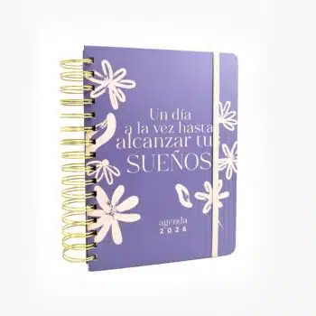 Agenda sencilla 2026 azul con frase motivacional "Un día a la vez hasta alcanzar tus sueños" y espiral dorado.