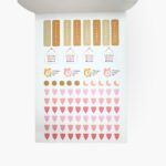 Stickers del libro Me quiero un chingo con íconos de descanso, social media detox, tiempo para mí, fases lunares y copas menstruales.